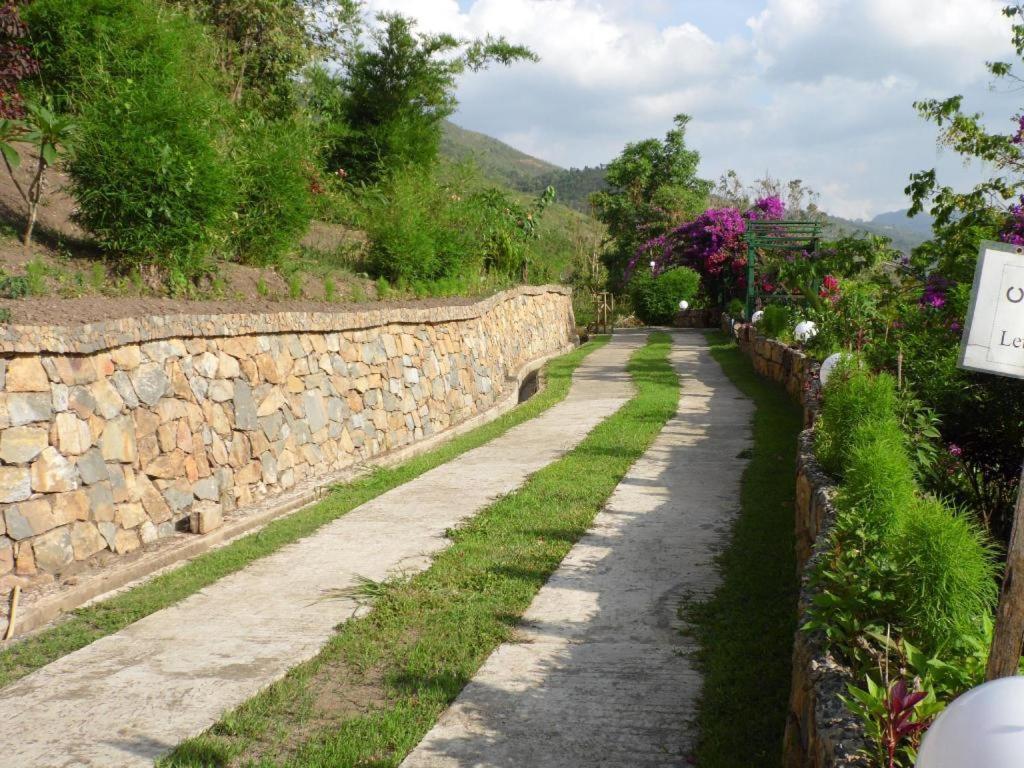 Aythaya Monte Divino Lodge Taunggyi Buitenkant foto